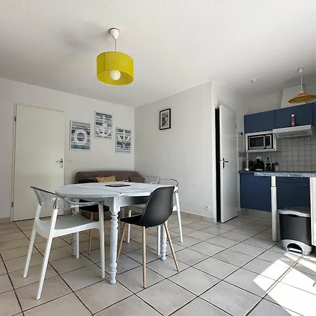 Дом отдыха Maison Cosy 2 Pers. Avec Wifi, Proche Et Commerces, - Fr-1-705-3 *